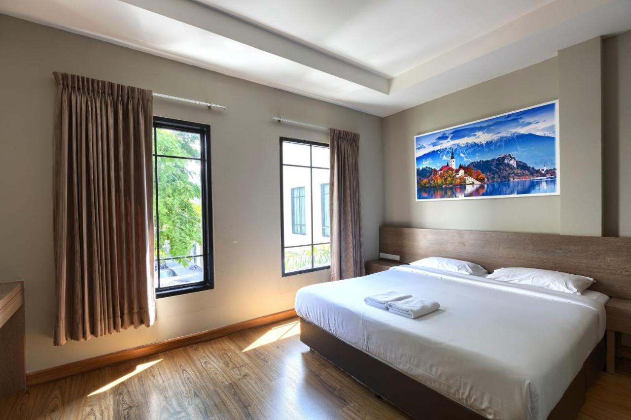 View Dee Bkk Airport Residence Bangkok Exterior photo