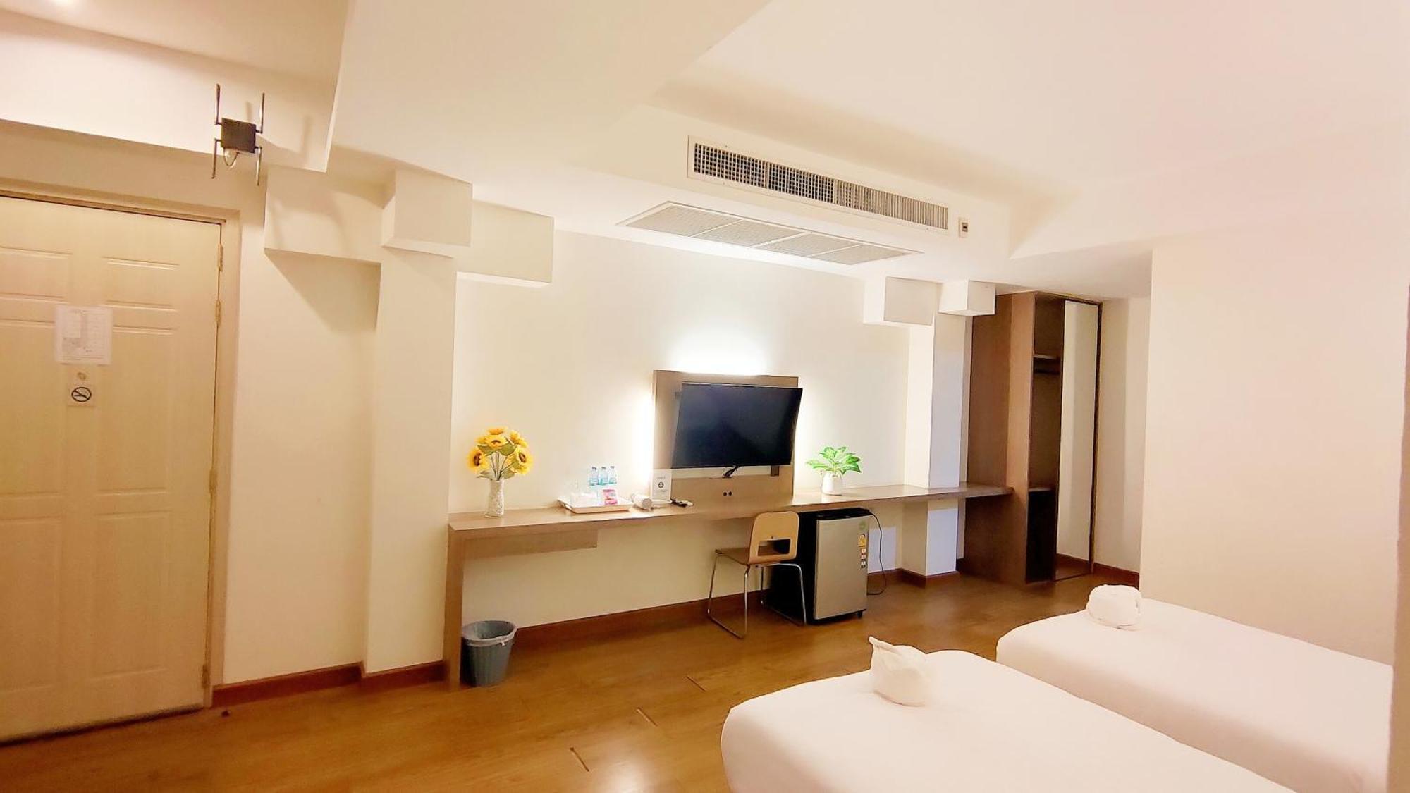 View Dee Bkk Airport Residence Bangkok Exterior photo